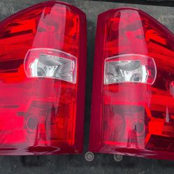 2010 Chevy Silverado 1500 Taillights 