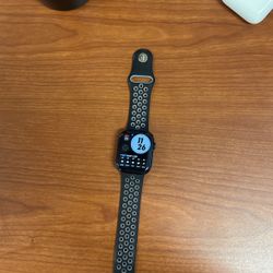 Apple Watch Series 7 45MM
