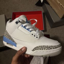 Jordan 3 UNC