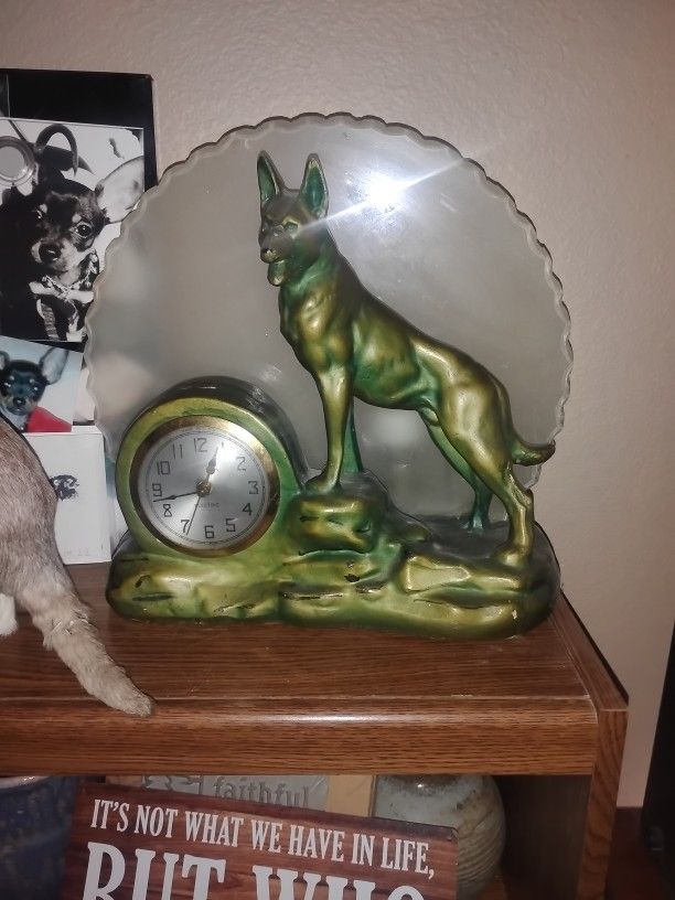 Art Deco Dog Clock