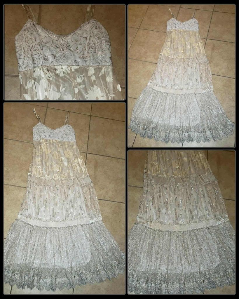 VICTORIAN RENAISSANCE SCARLET BEGONIA RUFFLED LAYERED BEADED FLOWER ROSE LACE LONG TRAIN GOWN DRESS