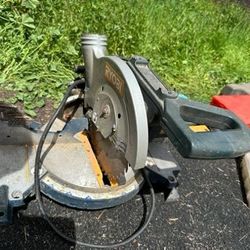Ryobi Saw
