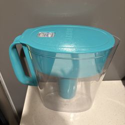 Water Jug (Brita)