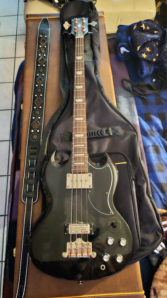 Epiphone Ebony SG Bass Guitar W/ All Leather Strap Amd Padded Travel Bag! $375!!
