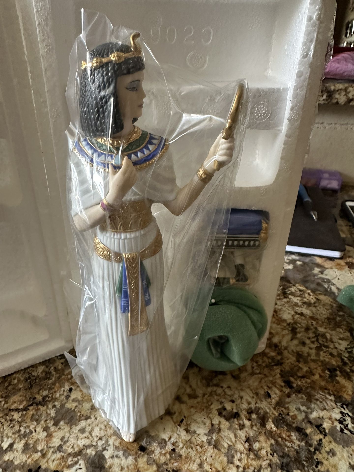 Vintage 1990 Lenox Collectible Figurine