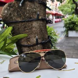 RARE 1990 Vintage Ray-Ban Shooter (USA Made) – Red Brow, Glass G‑15 Lenses