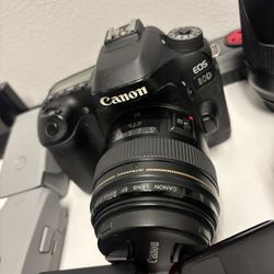 Canon 80D With 18-200mm Lens & EF85mm Lens with Canon Battery/Charger & External Godox Flash