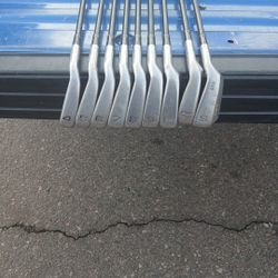 Full Henry Griffitts Golf Iron Set