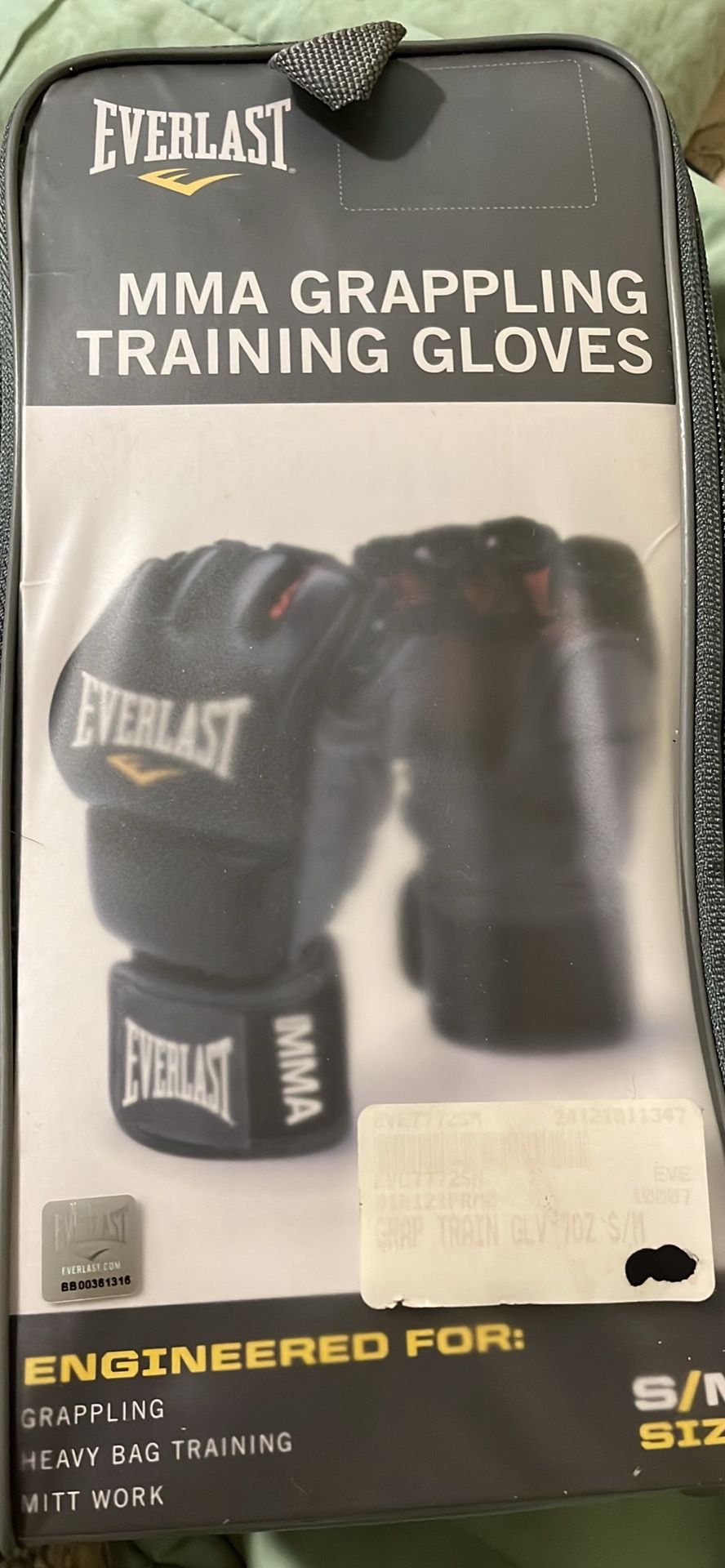 Boxing Equipment With Sparring Gloves