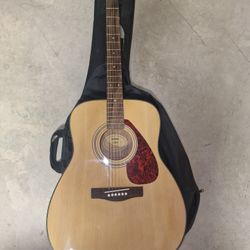 Yamaha F325 Guitar NEW!!!