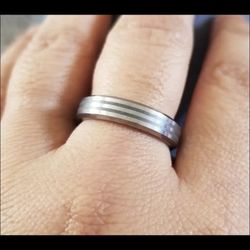 Tungsten Mens Ring And Bracket 