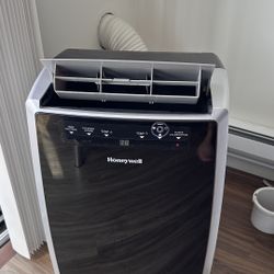Honeywell 12,000 BTU Portable A/C