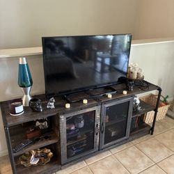 35 Inch Panasonic Flat Screen