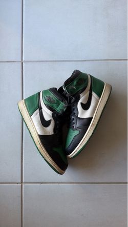 Jordan 1 pine green size 9.5
