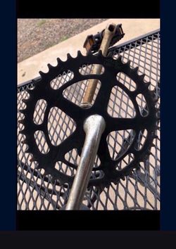 LUN-CHI BLACK CHAINWHEEL 44T Crank Set With Pedals