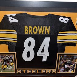 Framed Jersey-sports Memorabilia
