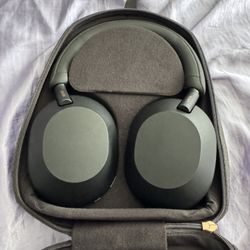 Sony XM5