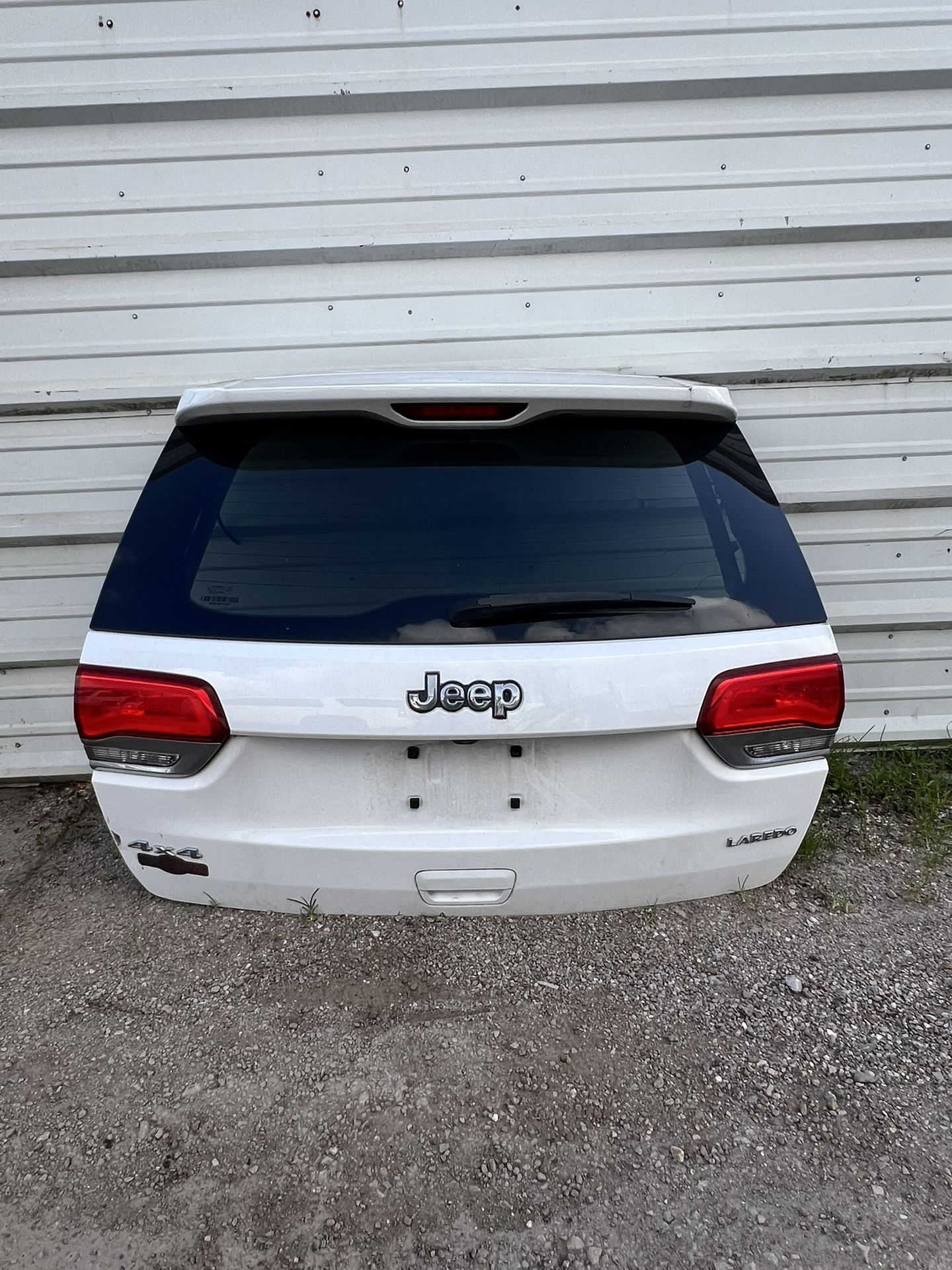 2014-2022 Jeep Grand Cherokee Tailgate/ Decklid / Rear Hatch