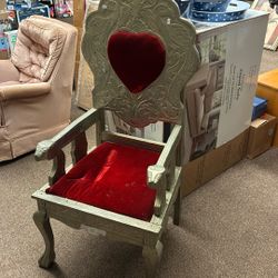 Throne Chair