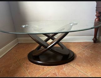 Coffee Table  & 1 Side Table w/ Glass Top