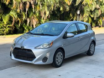 2016 Toyota Prius C