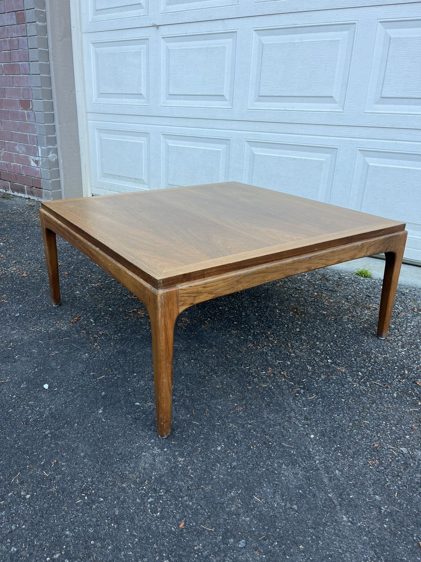 Lane Rhythm Coffee Table