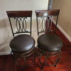 2 Chairs For Kitchen Island