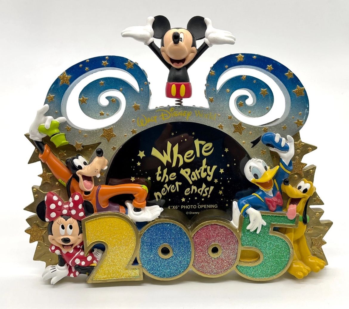 Disney Theme Parks Walt Disney World 2005 Photo Frame 4" x 6" Mickey Goofy