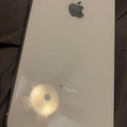 White iPhone XR 64gb (fully reset)