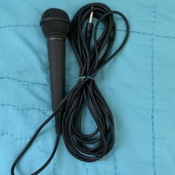 Microphone 