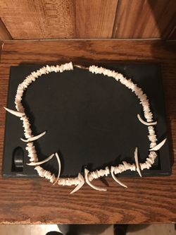 Women necklace