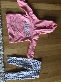 Carter’s brand nine month outfit.