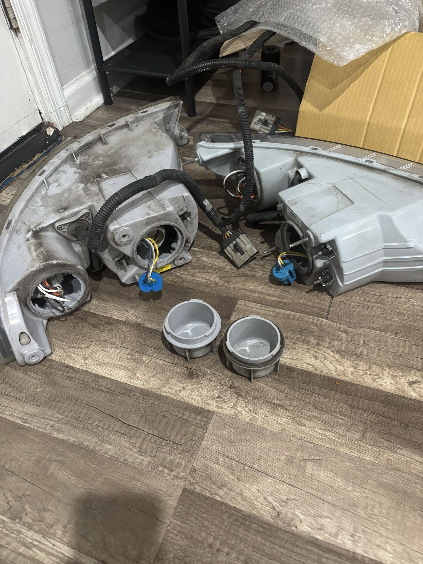 International Box Truck Headlights