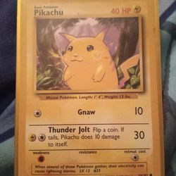1995 Rare Pikachu Pokemon Card 