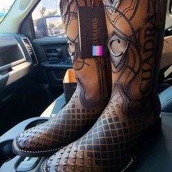 BOTAS DE PIEL 