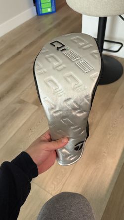Qi35 Driver Head cover