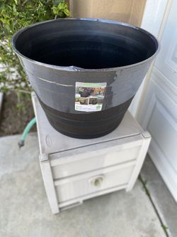 Plastic Pots