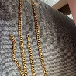 $800