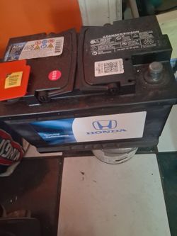 Honda battery 100 almost new