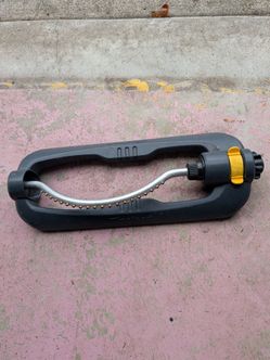 Oscillating Lawn Sprinkler