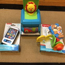 Spinning surprise lion smart phone and keys