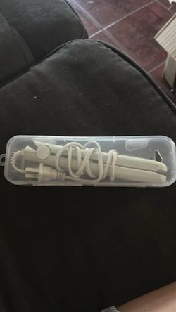 Mini straightener