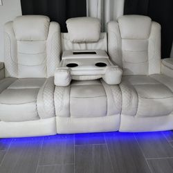 White Leather Reclining Sofa (luxury)