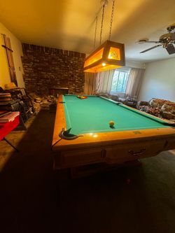Brunswick Maple supreme pool table