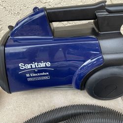 Electrolux Sanitaire Professional Vacuum 