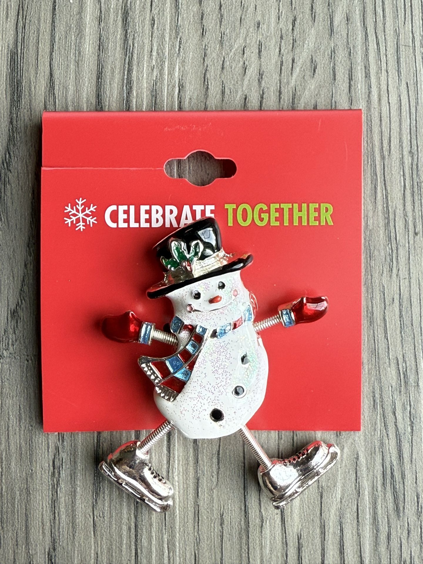 NEW-Christmas Snowman Pin