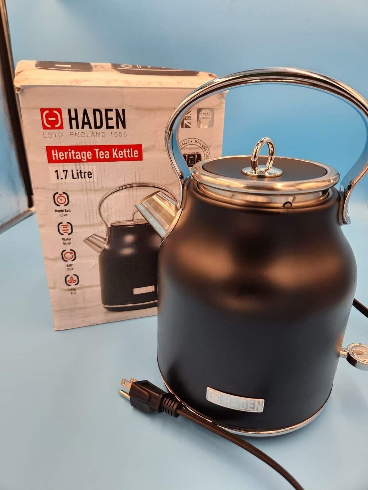 Haden Heritage 1.7L Stainless Steel Electric Cordless Tea Kettle, 1500 Watts