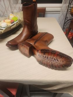 Almeida Boots