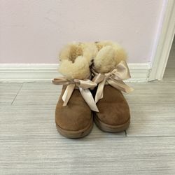 Ugg Size 5 