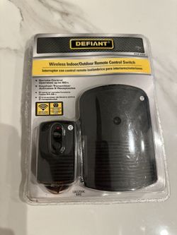 NEW Defiant Wireless Indoor/Outdoor Remote Control Switch G82